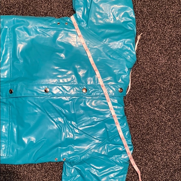 Vintage 1980s Teal Rain Jacket with Quilted Pink Lining - Picture 7 of 8